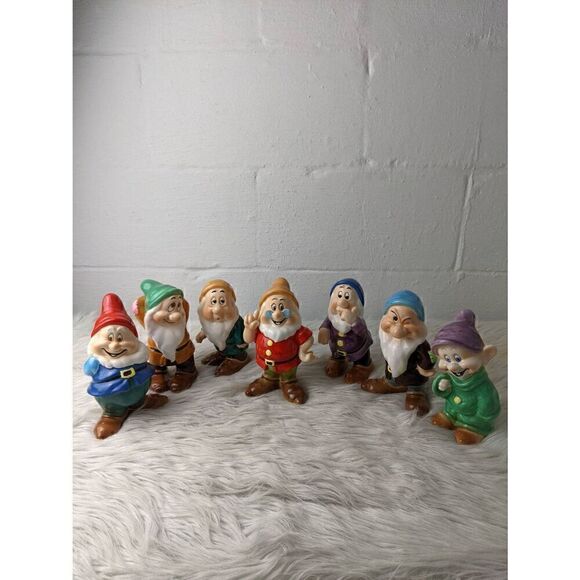 Snow white and The Seven Dwarfs Large‎ Full Ceramic Set from 70's Made in Japan - Picture 2 of 14